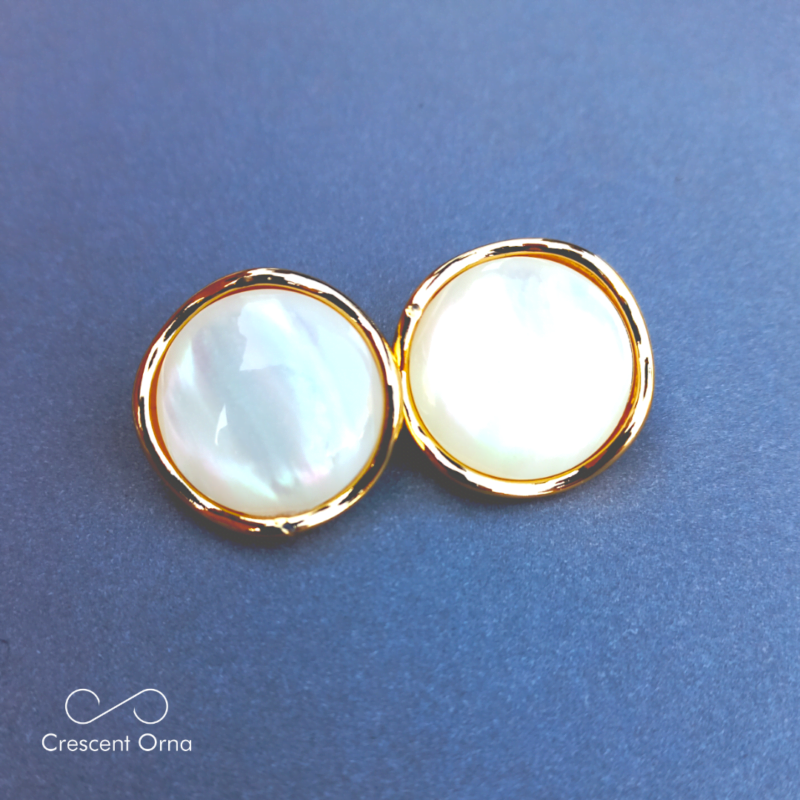 White And Gold Stud Earrings/Tops