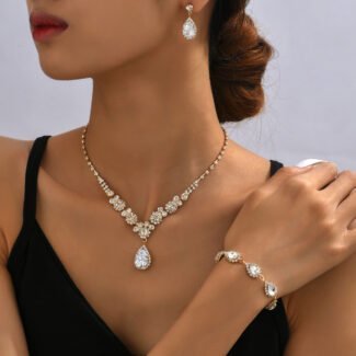 Bridal wedding jewelry set three-piece bright diamond zircon angel teardrop necklace earrings bracelet