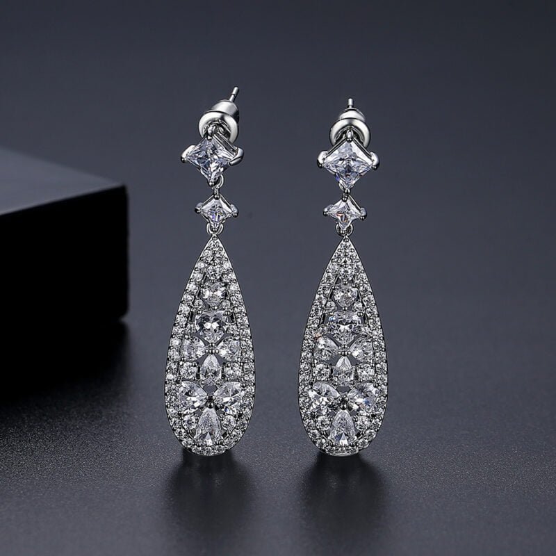 New Arrival Luxury Wedding Dinner Party Jewelry 3A Cubic Zirconia Cluster Dangle Earring